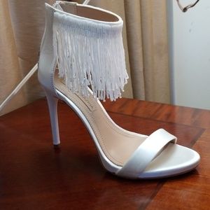 White sandals only wore for 2 hours